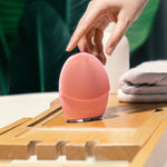 LUNA™ 4 Facial Cleansing Device for Balanced Skin
