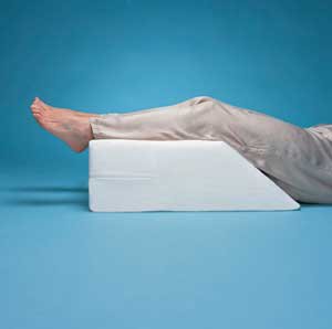 Leg Elevating Wedge 20 W X 26 D X 8 H Inch Foam Freestanding
