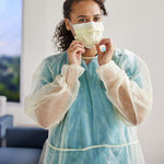 Cardinal Health™ Isolation Gown
